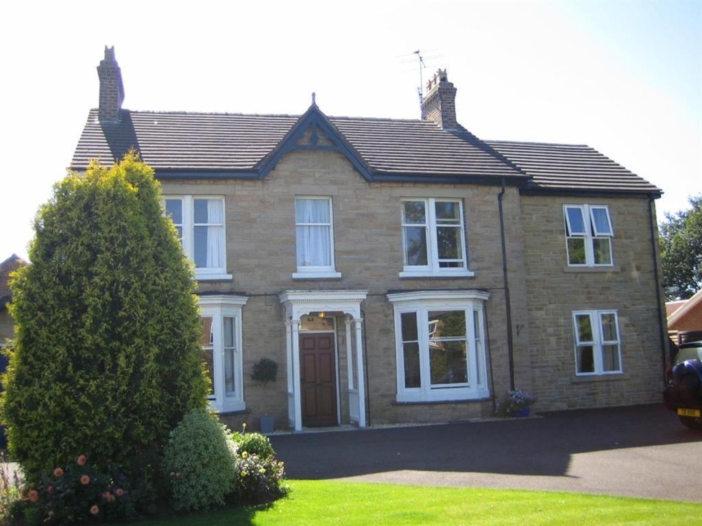 The Poplars Rooms & Cottages Thirsk Extérieur photo